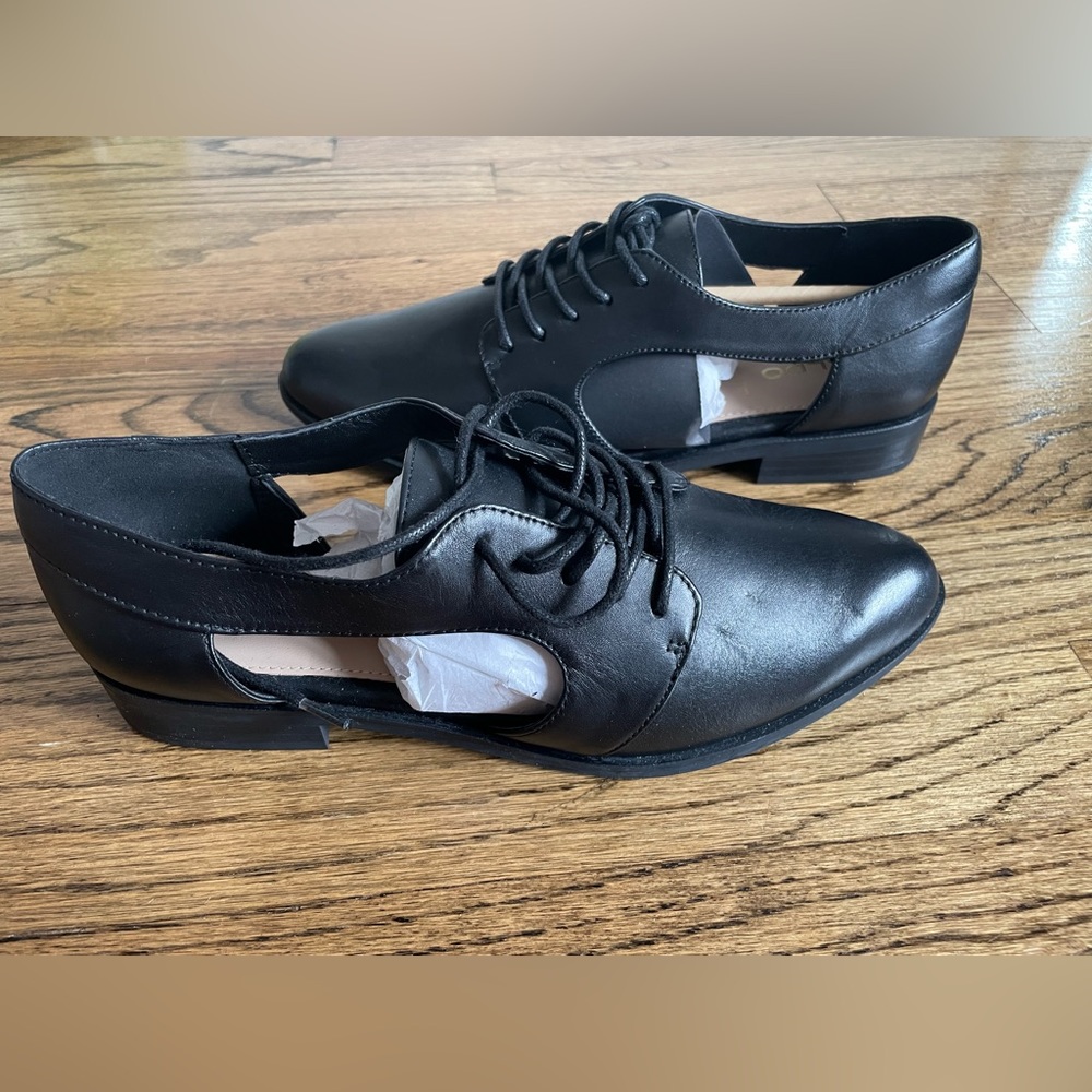 Aldo Women’s Cutout Leather Oxford Size 7.5